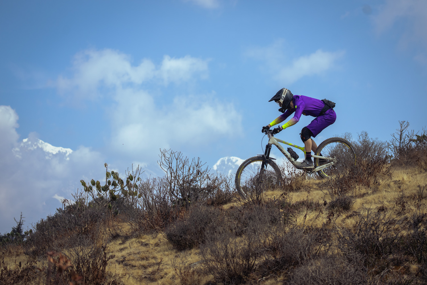 Nepal pushes mountain bike tourism