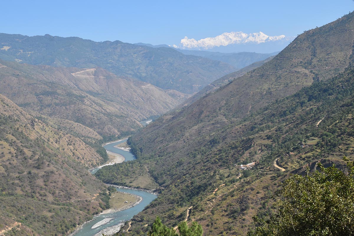 People and mountains are thirsty in eastern Nepal