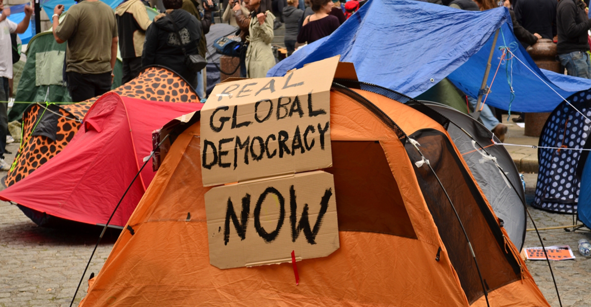 Reluctant truth-tellers and institutional fragility