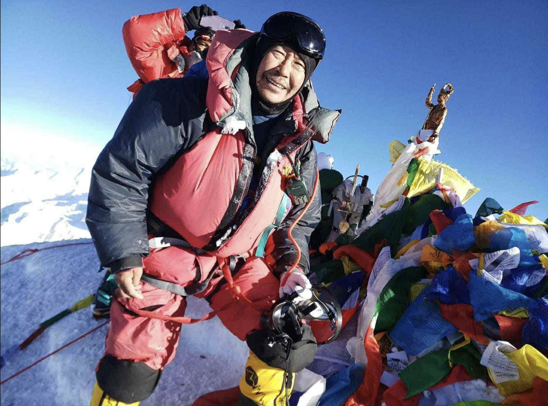 Sherpa climbers