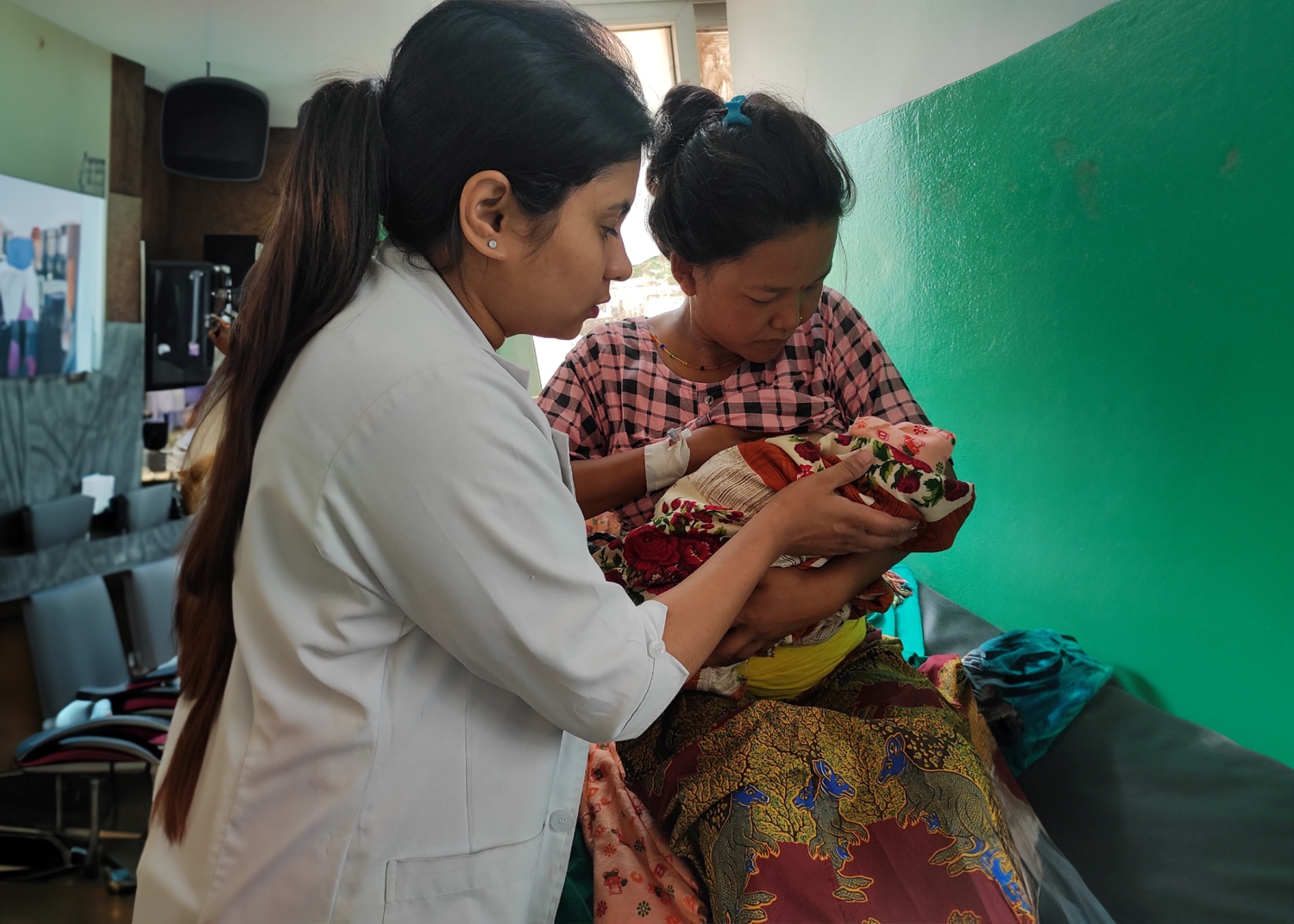 Nepal haemorrhaging nurses