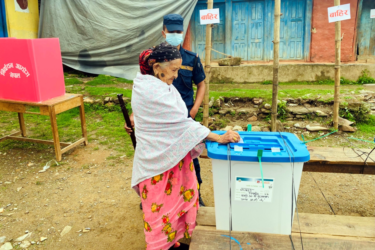 Proper polls better than no polls