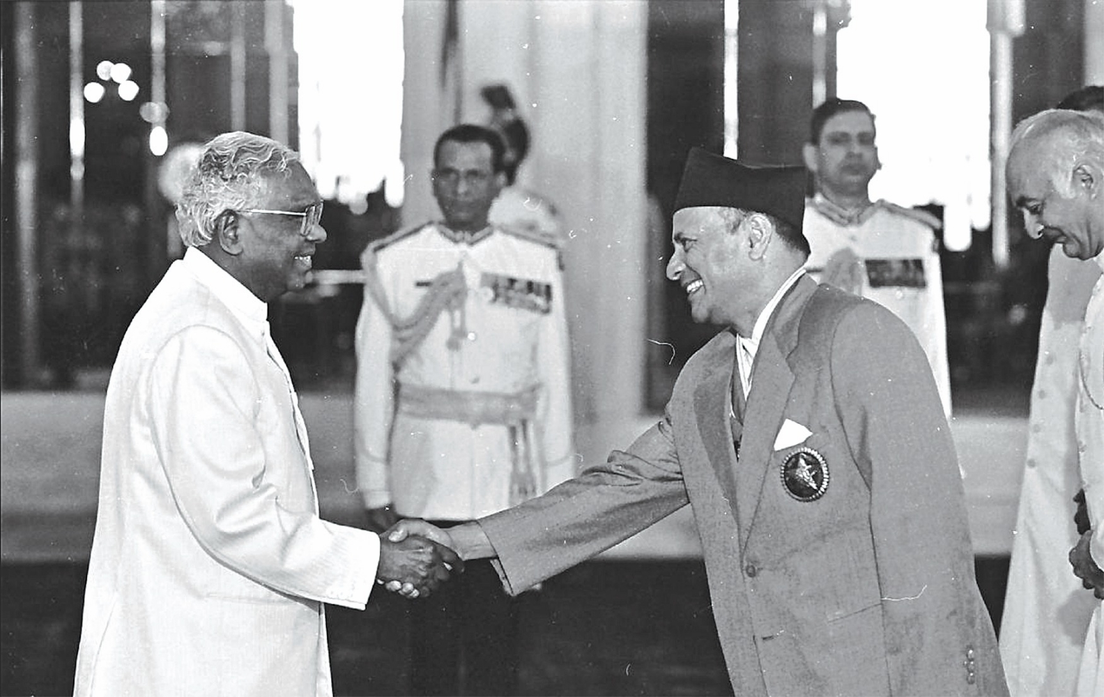 How to win friends and influence nations NT