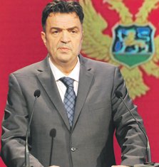 Duško Knežević
