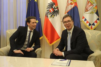 Sebastijan Kurc, Aleksandar Vučić