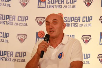 Mihailo Pavićević