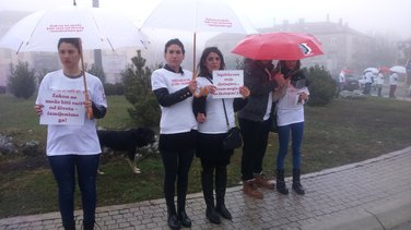 Performans protiv ugovorenih brakova, Nikšić