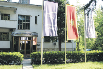 Montenegro erlajns