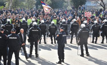 policija
