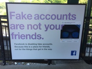 Facebook, lažni profili