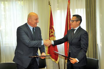 Darko RAdunović, Emanuel Salinas