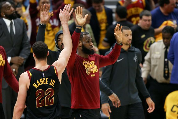 Lebron Džejms