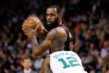Lebron Džejms