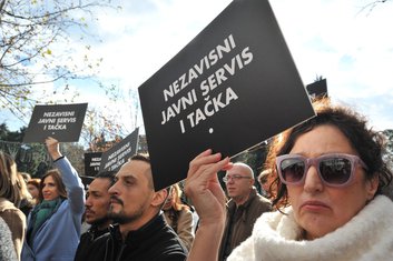 Nezavisni Javni servis i tačka, protest RTCG, protest Javni servis