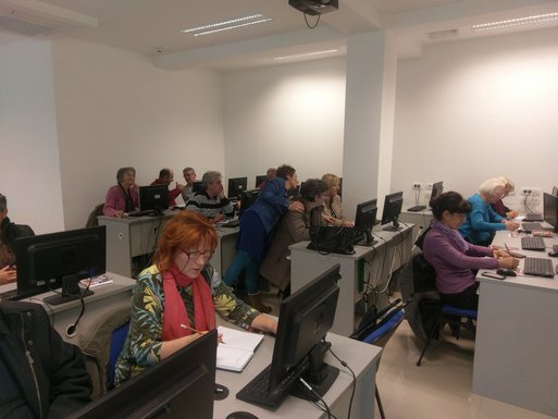 kurs, internet za seniore, penzioneri