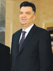 Duško Knežević