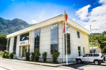 Monteput, zgrada