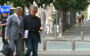 Marović (desno) sa advokatom
