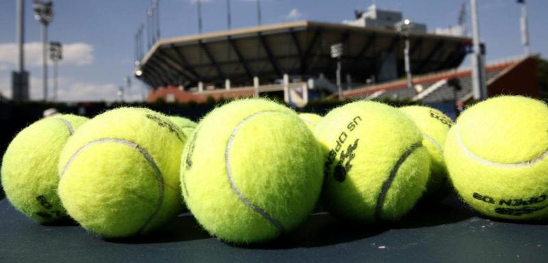 Tenis