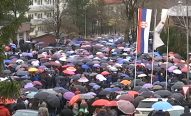kosovska mitrovica protest