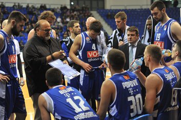 aleksandar džikić