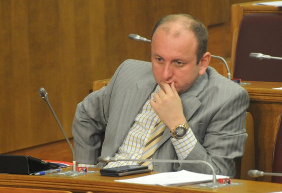 Milan Knežević