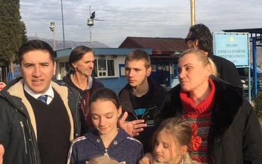 Generalni sekretar Prave Crne Gore Vladislav Dajković i Danijela Đurišić ispred ZIKS 28. decembra prošle godine