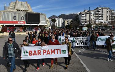 Sa protesta u Baru