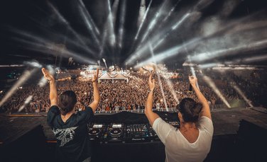 Dimitri Vegas, Like Mike