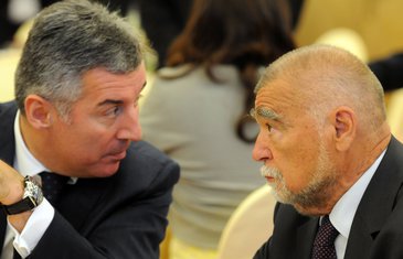 Milo Đukanović, Stjepan Mesić