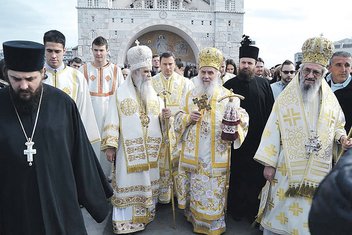 Amfilohije, Irinej