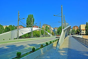 Kosovska Mitrovica, most