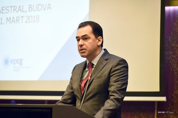 Zoran Pažin