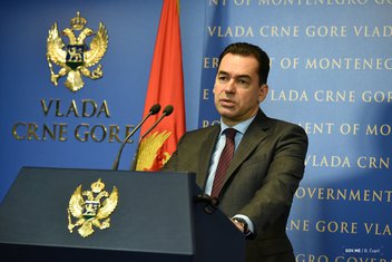 Zoran Pažin