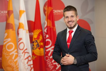 Spaso Popović