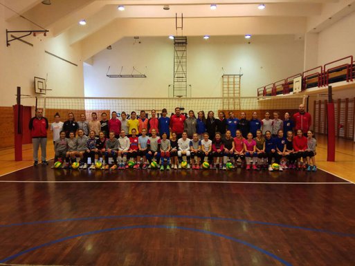 Ženska pionirska odbojkaška reprezentacija