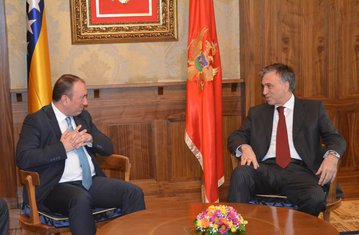 Igor Crnadak, Filip Vujanović