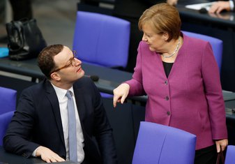 Jens Špan, Angela Merkel