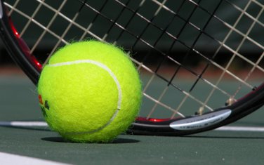 Tenis