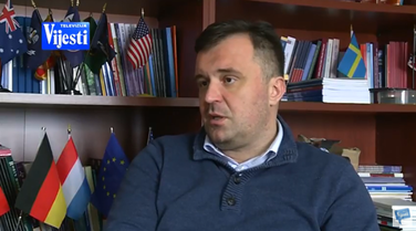 Zlatko Vujović