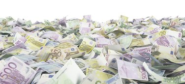 Novac, ekonomija, plate, krediti, banka