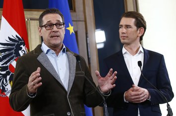 Hajnc Kristian Štrahe, Sebastijan Kurc