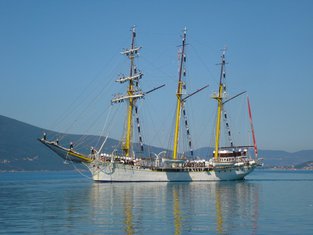 Školski brod Jadran
