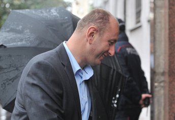 Suđenje državni udar, Milan Knežević