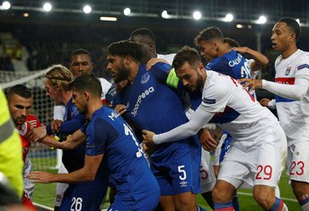 Everton Lion