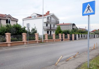 Orjenska ulica, Masline