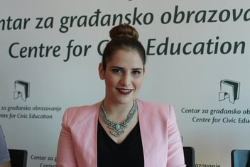 Mira Popović
