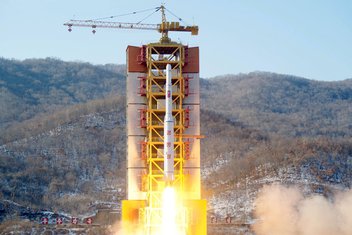 Sjeverna Koreja raketa