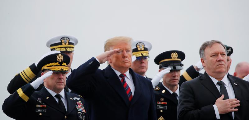 Tramp i Pompeo sa vojnim liderima