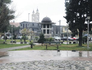 Tuzi